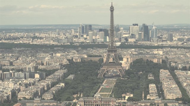 Paris, Tour Eiffel vue d'en haut 4K