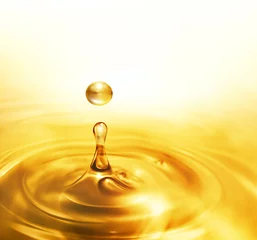 Foto op Plexiglas dripping oil © BazziBa