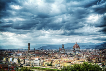 Fototapeta na wymiar grey sky over Florence