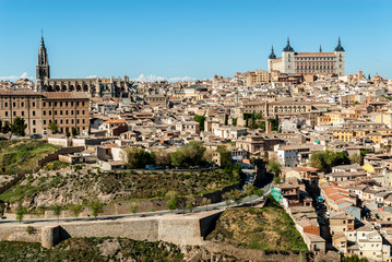 Fototapeta na wymiar sight of the monumental part of Toledo, Spain