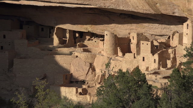 Mesa Verde ancient Pueblo cliff dwelling Colorado zoom 4K 101