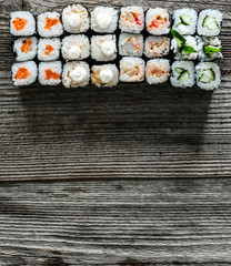assorted set of shushi