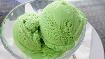 glace pistache 19102015