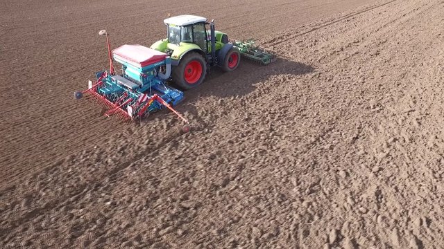 Tracteur en semence