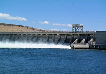 McNary Dam and navigation locks