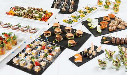 Fingerfood-Buffet in der Gastronomie