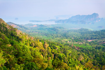 Fototapeta na wymiar mountains and sunshine in Thailand