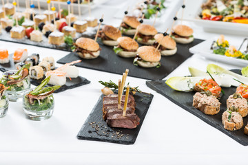 Fingerfood-Buffet in der Gastronomie