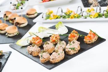 Fingerfood-Buffet in der Gastronomie