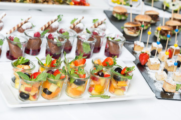 Fingerfood-Buffet in der Gastronomie