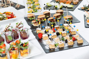 Fingerfood-Buffet in der Gastronomie