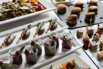 Fingerfood-Buffet in der Gastronomie