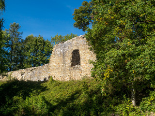 Fototapeta na wymiar Ruins of Lanckorona castle