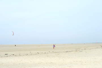 Obraz premium St. Peter-Ording mit Blick auf den Westerhever Leuchtturm