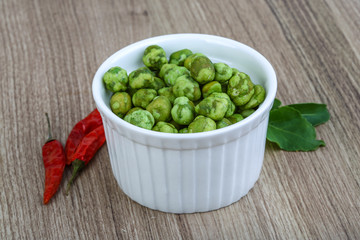 Wasabi peas