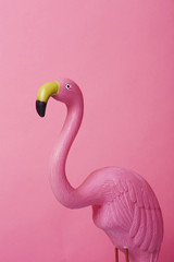 Kitschiger rosa Flamingo