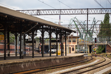 railway station tracks