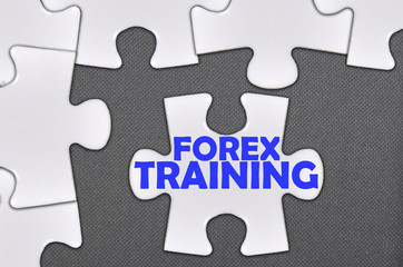 Obraz premium jigsaw puzzle written word forex training