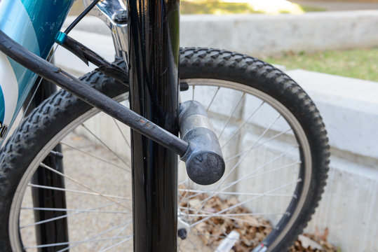 Fototapeta bicycle parking ourdoor, paddle lock