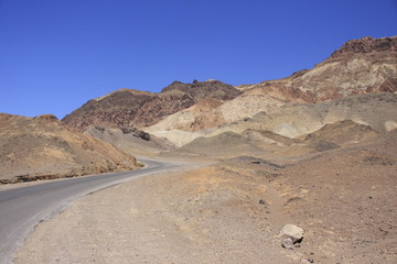 Fototapeta na wymiar dans le désert de la Death Valley