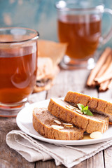 Gingerbread loaf cake with hot tea