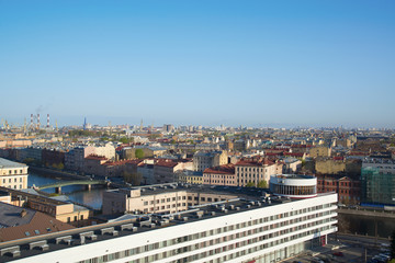Fototapeta na wymiar View of St. Petersburg from the roof of the building