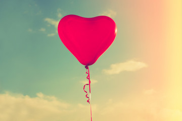 Obraz na płótnie Canvas balloon heart shape