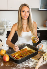 Woman cooking apple pie