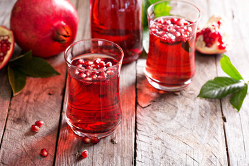 Pomegranate drink with sparkling water
