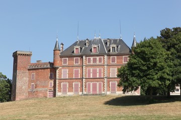 Fototapeta na wymiar Castle of Tavernost in the Dombes, France