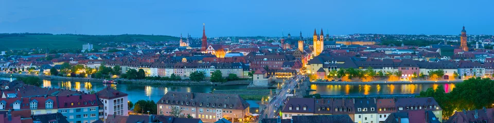 Fototapete Panorama of night Wurzburg © SergiyN