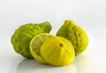 Obraz premium Bergamot fruit on gray background