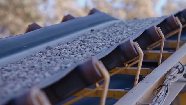 Factory for the production of gravel for road construction