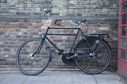 Black Bike In The Streets Of Cambridge,