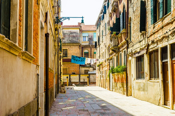 Fototapeta na wymiar Typical city yard at VENICE, ITALY