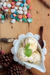 Gift boxes and ice cream  to celebrate Christmas.