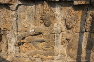 statues des bas reliefs de Borobudur