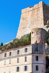 Fototapeta na wymiar Citadel and living houses of Bonifacio, Corsica