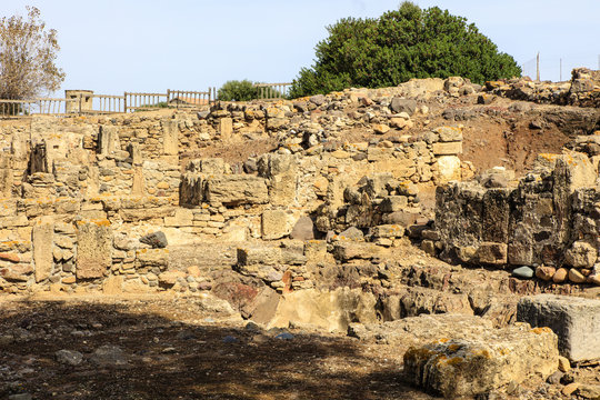 Archeologische opgraving van de Fenicische nederzetting Nora op Sardini&euml;