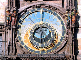 Obraz premium Astronomical Clock (Orloj) in the Old Town of Prague (Czech Republic)