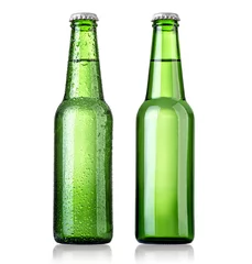 Fotobehang green beer bottle © AlenKadr