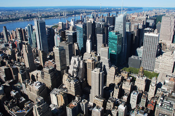 Skyscraper in Manhattan, New York - obrazy, fototapety, plakaty