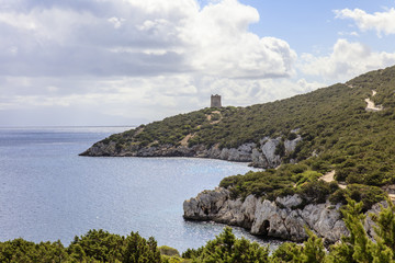 Fototapeta na wymiar Wachttoren in de buurt van Alghero op Sardinië 