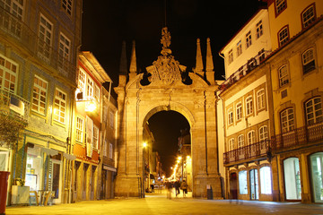 Arch of the New Gate (Arco da Porta Nova), Braga, Portugal