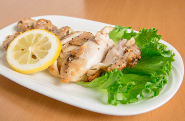 鶏肉のハーブ塩グリル焼き