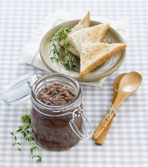 caviar of eggplant with savory