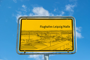 Ortstafel Flughafen Leipzig/Halle