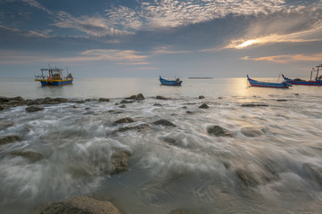 Obraz premium Tanjung Piandang @ Ban Pechah beach in the evening