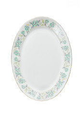 Oval plate with a pattern of flowers