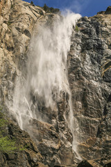 gigantischer Wasserfall vom Winde verweht
